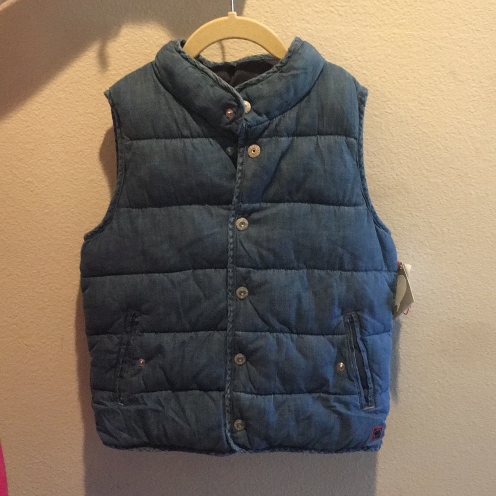Gap puffy vest